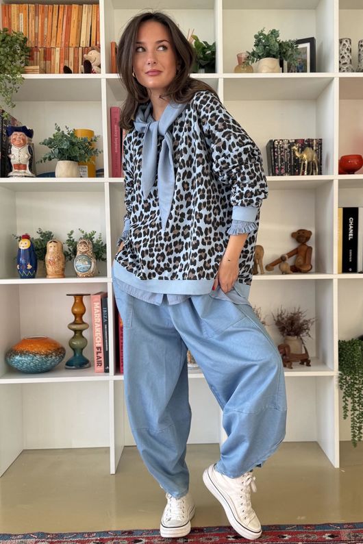 Untamed Classic High Low Sweatshirt Denim - 